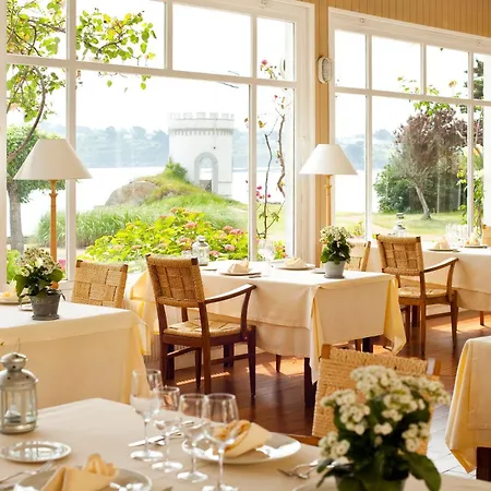Hotel Le Grand Des Bains & - Bretagne 4*