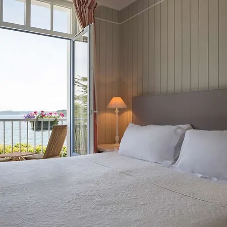 Le Grand Des Bains & - Bretagne Hotel Locquirec