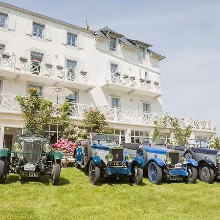 Le Grand Des Bains & - Bretagne Hotel 4*