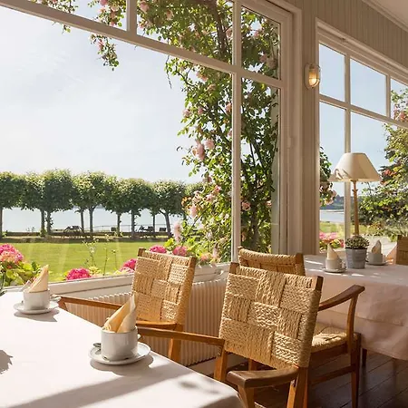 Le Grand Des Bains & - Bretagne 4* Locquirec